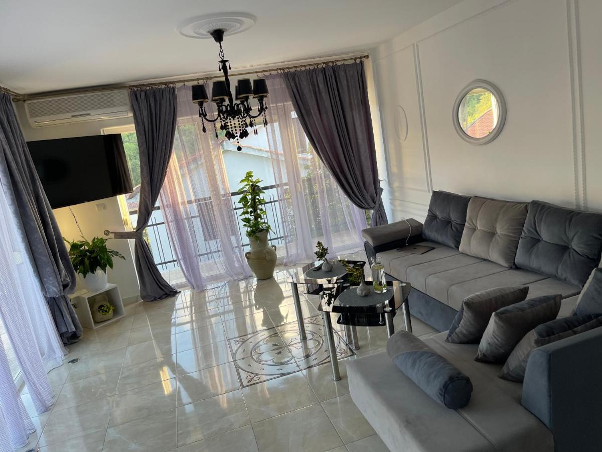 Apartmani Cirovic Luxury Herceg Novi Ngoại thất bức ảnh